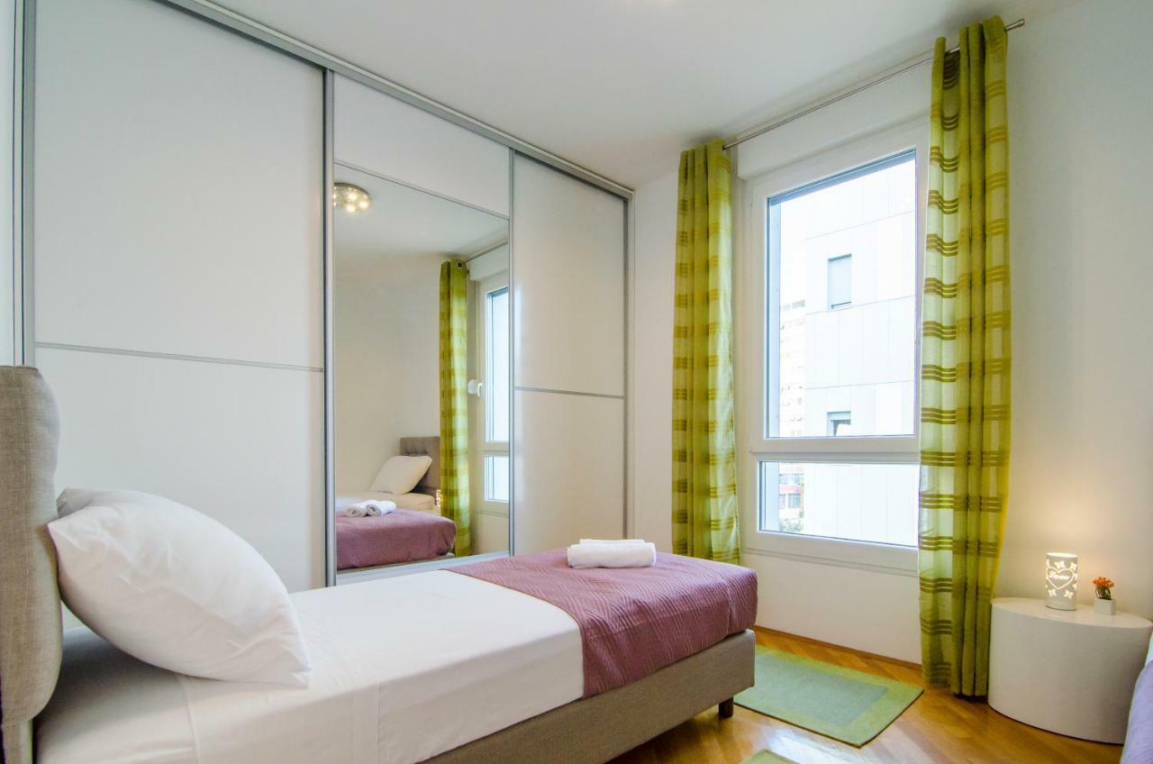 Split Apartment Sinisa Luaran gambar