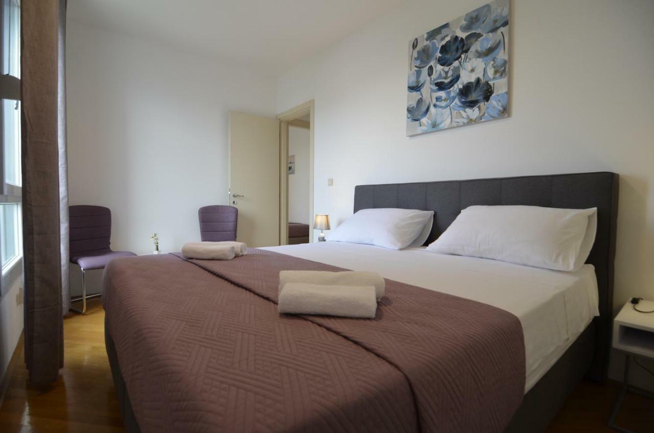 Split Apartment Sinisa Luaran gambar