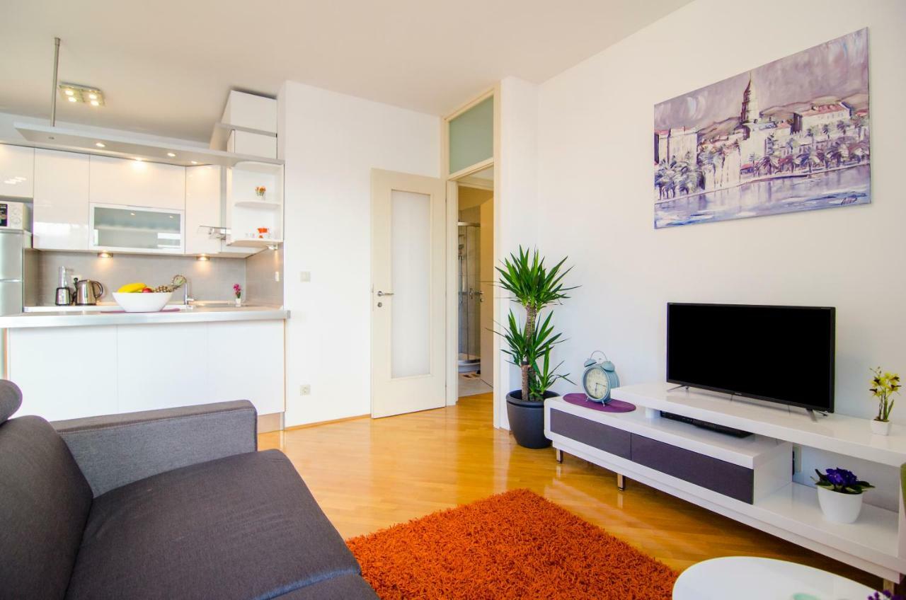 Split Apartment Sinisa Luaran gambar